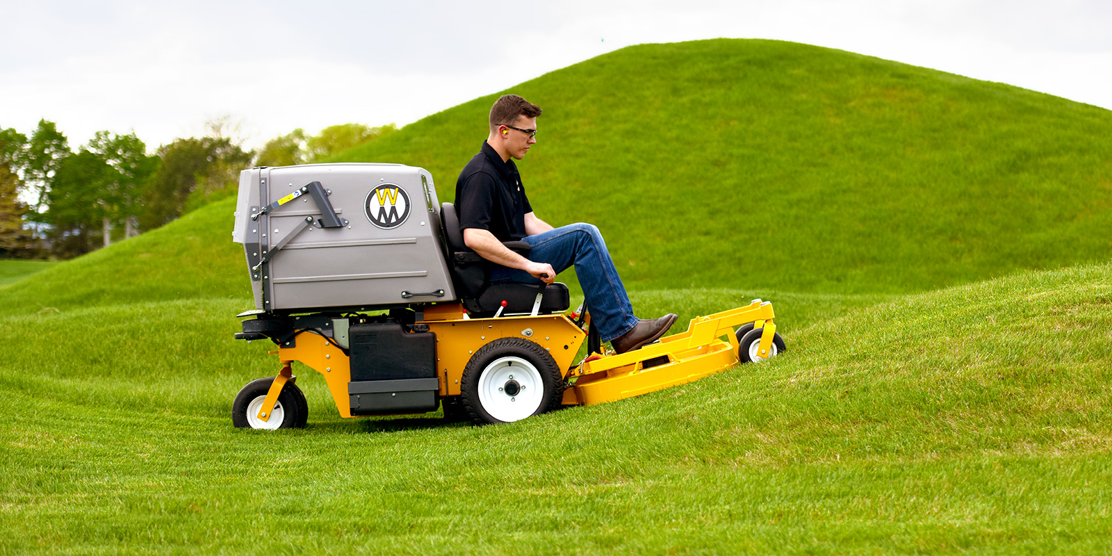 Walker C-series out-front commercial zero-turn mower
